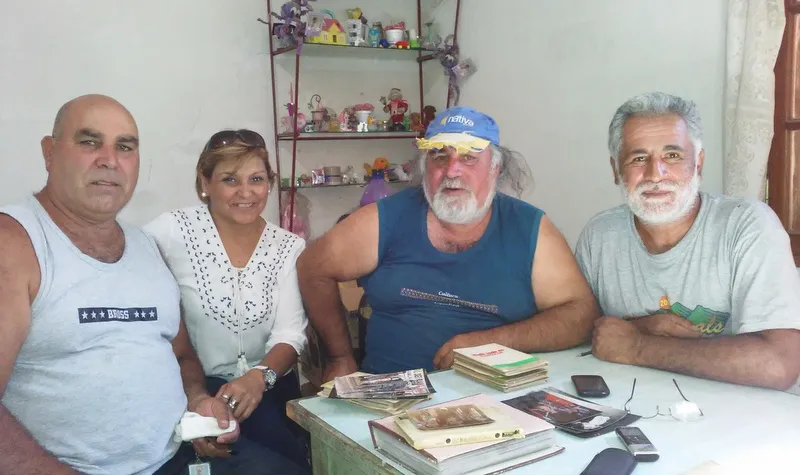 CHOCHÓ Y SUS HERMANOS