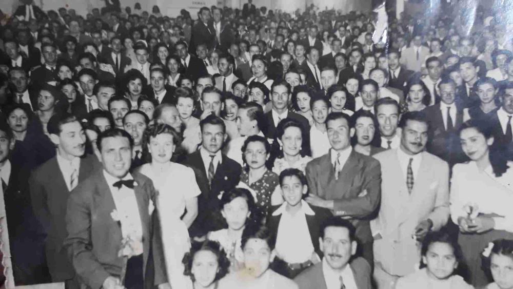 BAILE EN EL CLUB COLON (AGR)-compressed