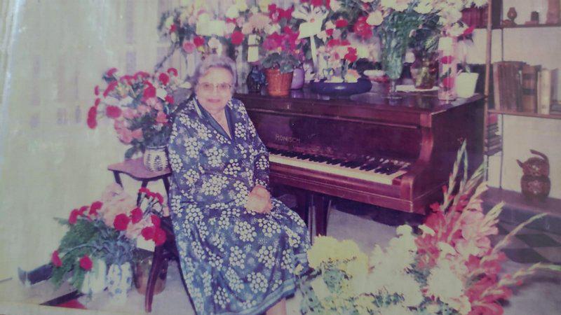 YAYA VIEL DE MONTAMAT