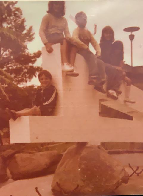 MONUMENTO AL 4 EN PLAZA SOLARES (Pablo Monzo)-compressed